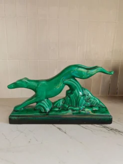 Sculpture de lévrier