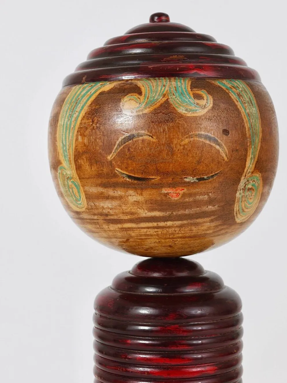 Sculpture de poupée Kokeshi décorative du nord du Japon, peinte à la main, signée