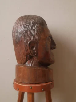 Sculpture en bois tête Kanak Nouvelle Calédonie objet fait main visage marotte ethnique tribal