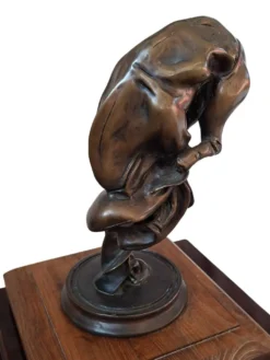 Sculpture en bronze : "Cheval en torsion" - Camillo Catelli