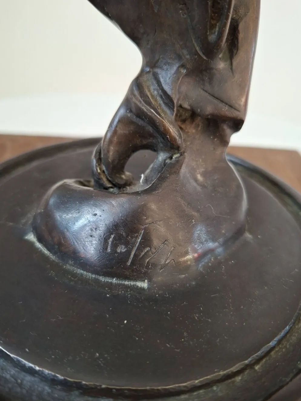 Sculpture en bronze : "Cheval en torsion" - Camillo Catelli
