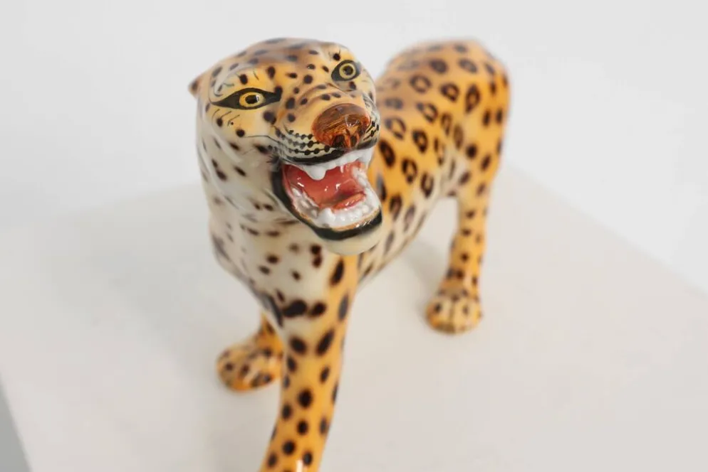 Sculpture en céramique léopard peinte à la main par Giovanni Rozan, Italie vers 1950