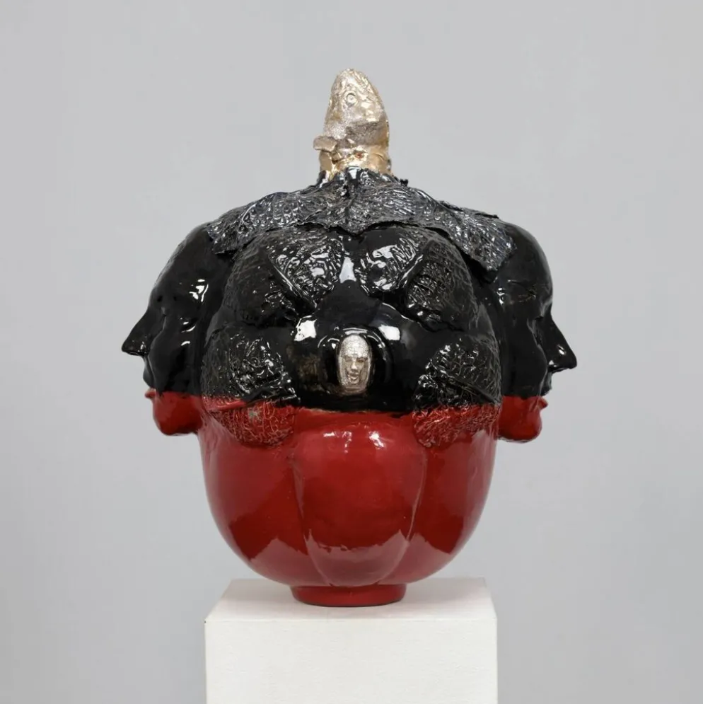Sculpture en céramique par Henk van Rooij, Pays-Bas