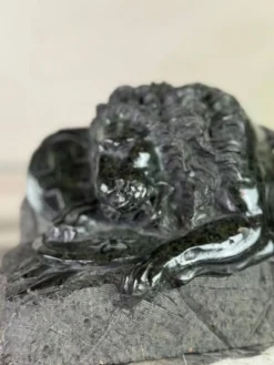 Sculpture en marbre vert serpentine, le lion de Lucerne d’après Bertel Thorvaldsen vers 1880