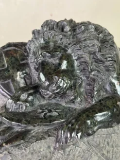 Sculpture en marbre vert serpentine, le lion de Lucerne d’après Bertel Thorvaldsen vers 1880