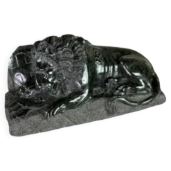 Sculpture en marbre vert serpentine, le lion de Lucerne d’après Bertel Thorvaldsen vers 1880