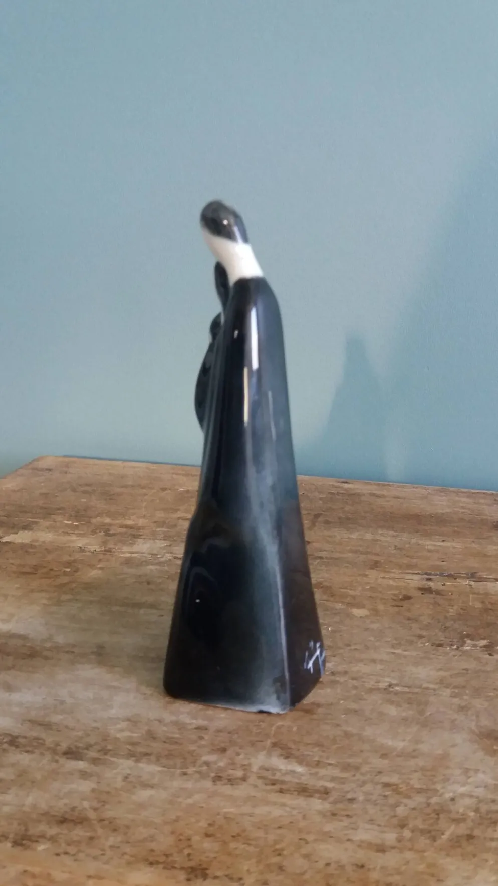 Sculpture en porcelaine signée Hassan Heshmat, Egypte