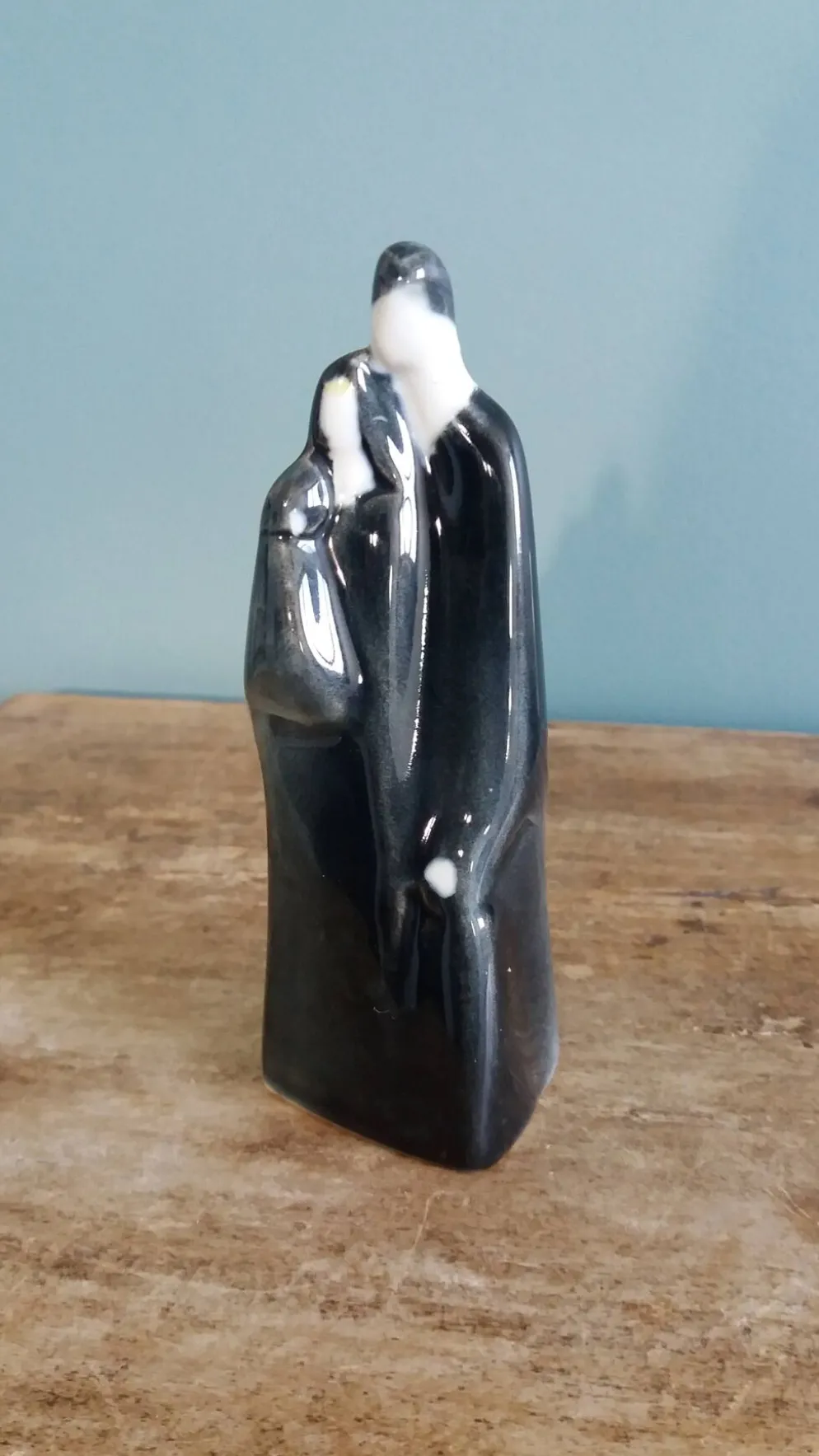 Sculpture en porcelaine signée Hassan Heshmat, Egypte