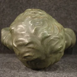 Sculpture en terre cuite d'un buste d'enfant