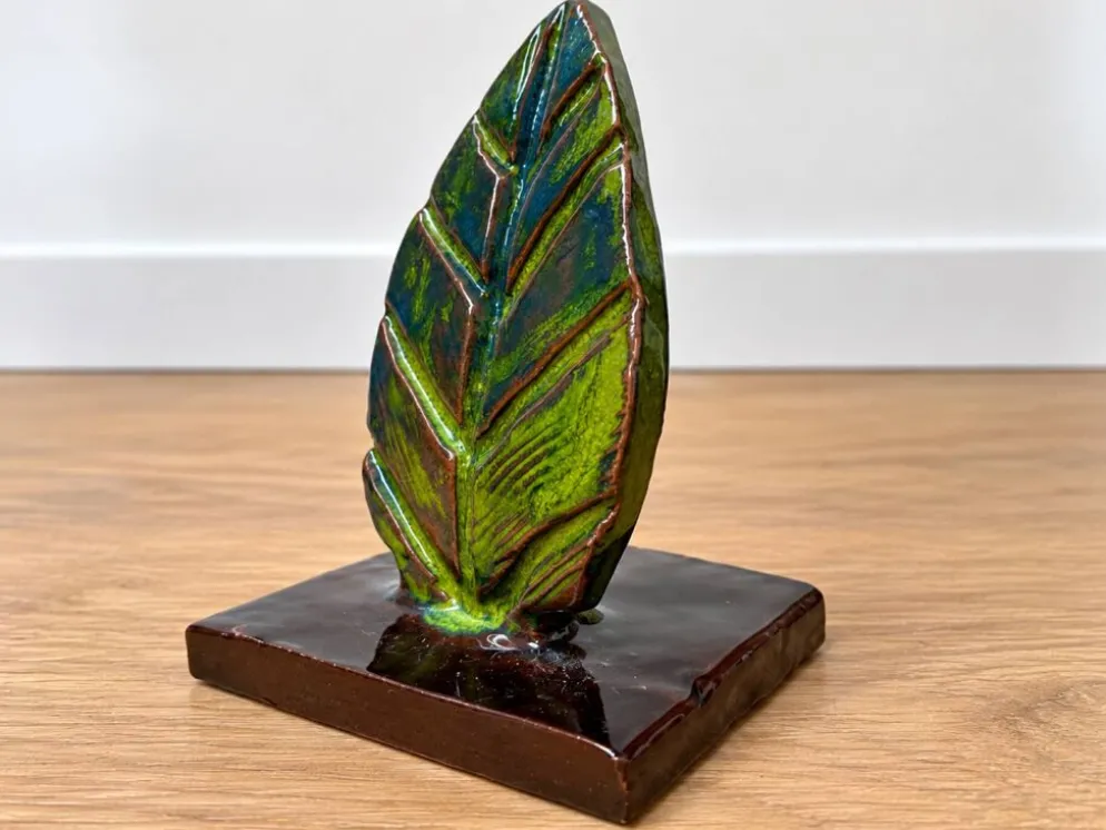 Sculpture feuille en céramique émaillée vintage – années 60/70