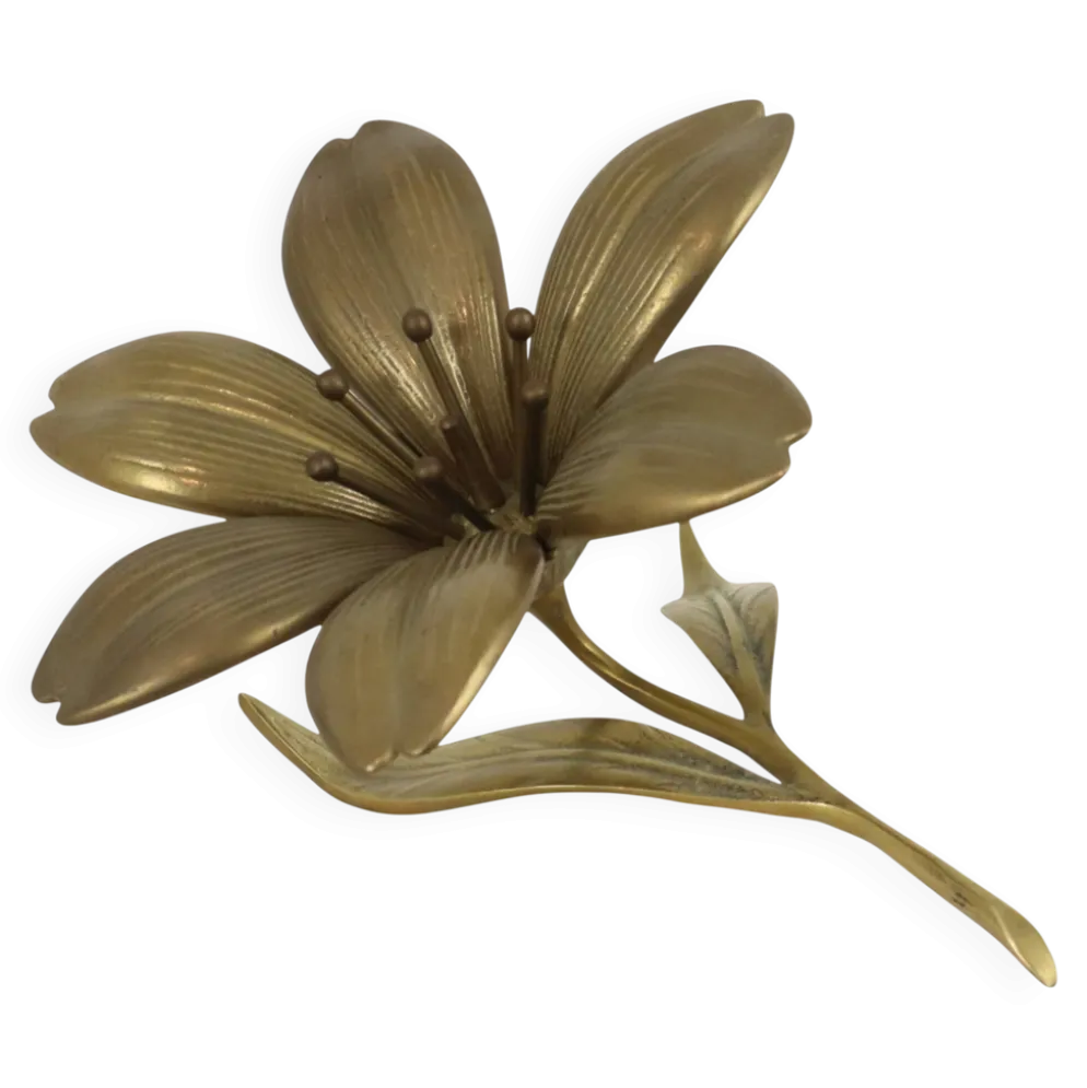 Sculpture figurine cendrier en laiton fleur de lys du milieu du siècle