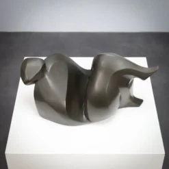 Sculpture féminine abstraite en bronze par Francine Govers, années 1990.