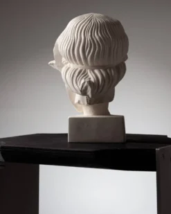 Sculpture fragment