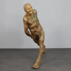 Sculpture grandeur nature « Figure en course » par Karol Broniatowski, 1972