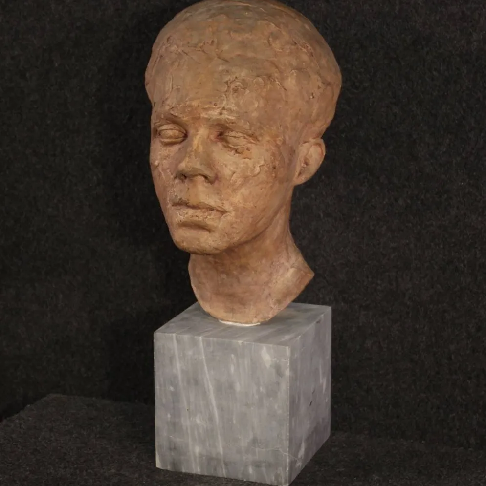 Sculpture italienne en terre cuite avec socle en marbre