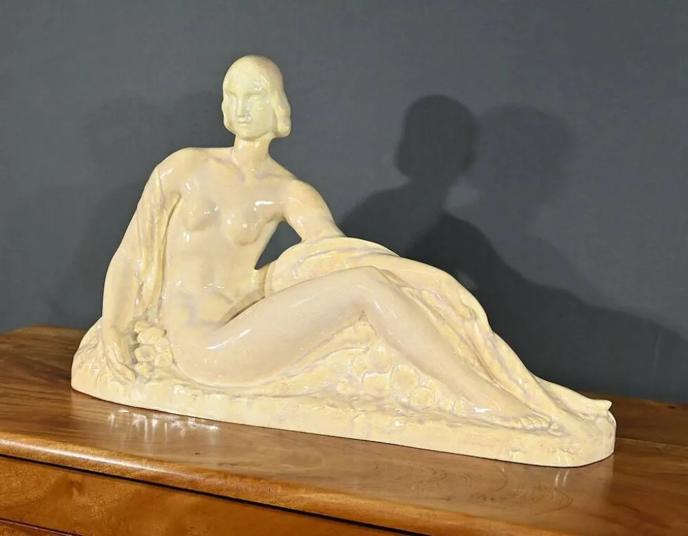 Sculpture « Jeune femme parmi les fleurs », Odyv, Manufacture Berlot-Mussier, Art Déco