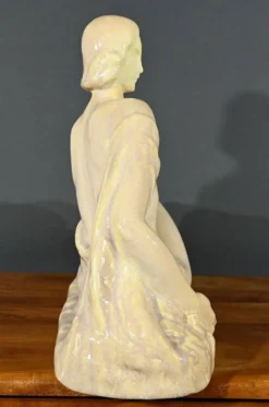 Sculpture « Jeune femme parmi les fleurs », Odyv, Manufacture Berlot-Mussier, Art Déco