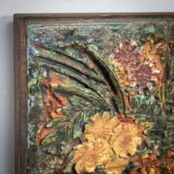 Sculpture murale en relief floral en céramique par Neubauer, années 1970