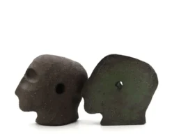 Sculptures en céramique formant une tête de Salvatore Parisi