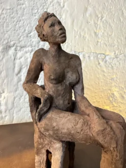 Sculpture étude d’un nu céramique raku