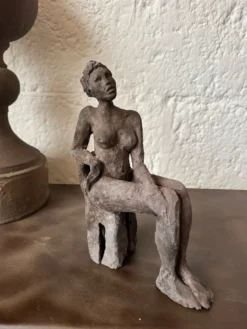 Sculpture étude d’un nu céramique raku