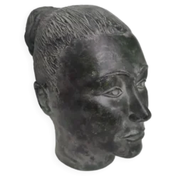 Sculpture visage femme en plâtre