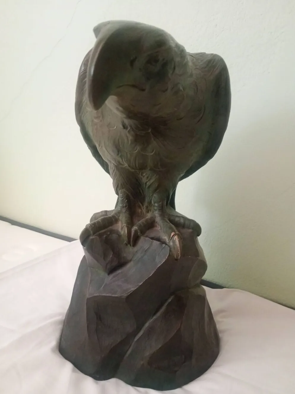Scupture - Armand Fagotto - Aigle sur un rocher - Terre cuite & patine