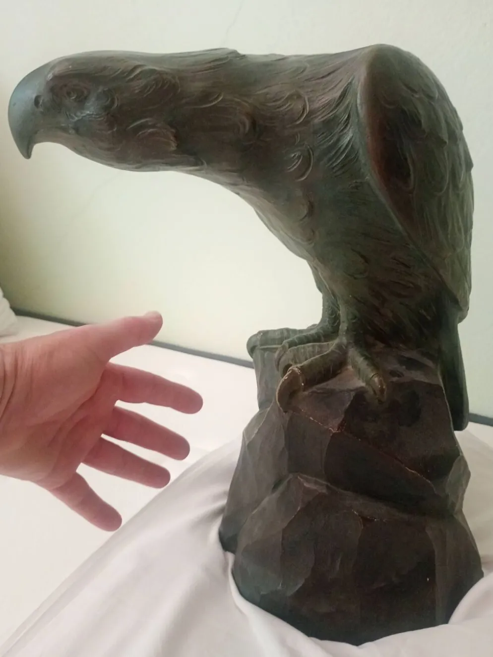 Scupture - Armand Fagotto - Aigle sur un rocher - Terre cuite & patine