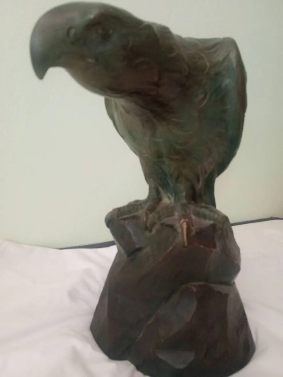 Scupture - Armand Fagotto - Aigle sur un rocher - Terre cuite & patine
