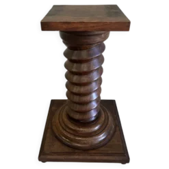 Sellette colonne torsadée style vis de pressoir