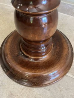 Sellette en bois torsadé