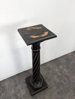 Sellette Napoléon III en bois noirci à fût torsadé