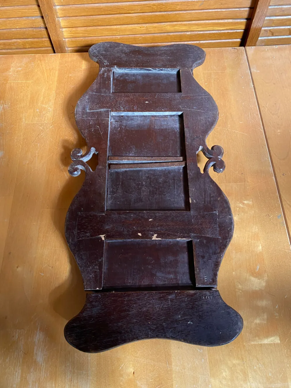 Serre Livres Ancien Extensible Bois Sculpté Motif Végétaux Vintage #E3