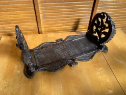 Serre Livres Ancien Extensible Bois Sculpté Motif Végétaux Vintage #E3