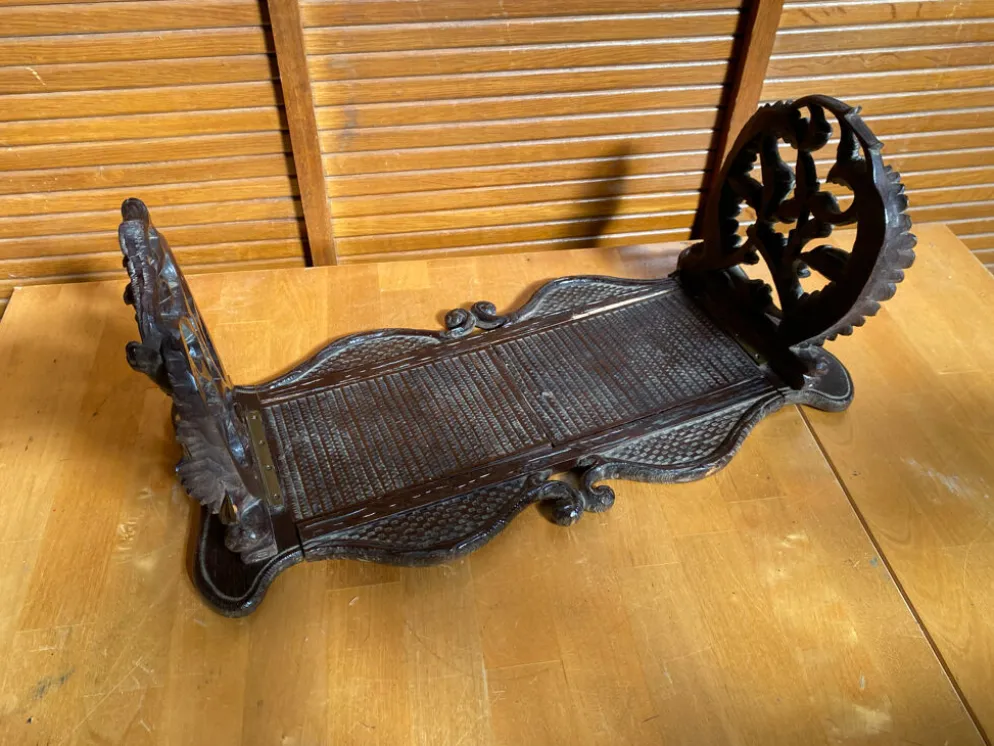 Serre Livres Ancien Extensible Bois Sculpté Motif Végétaux Vintage #E3