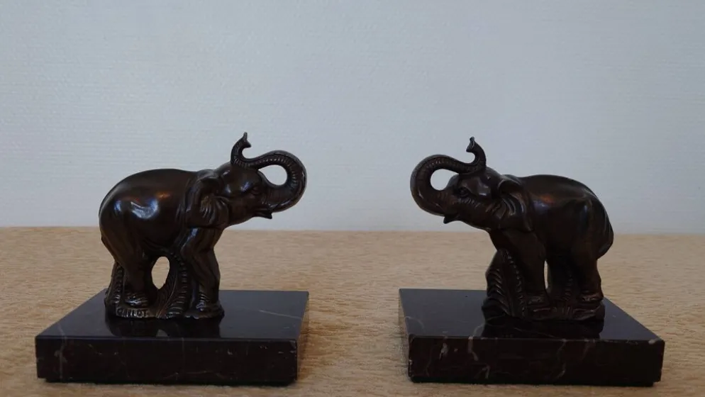 Serre-livres Art déco signés Gallot – éléphants en régule sur marbre