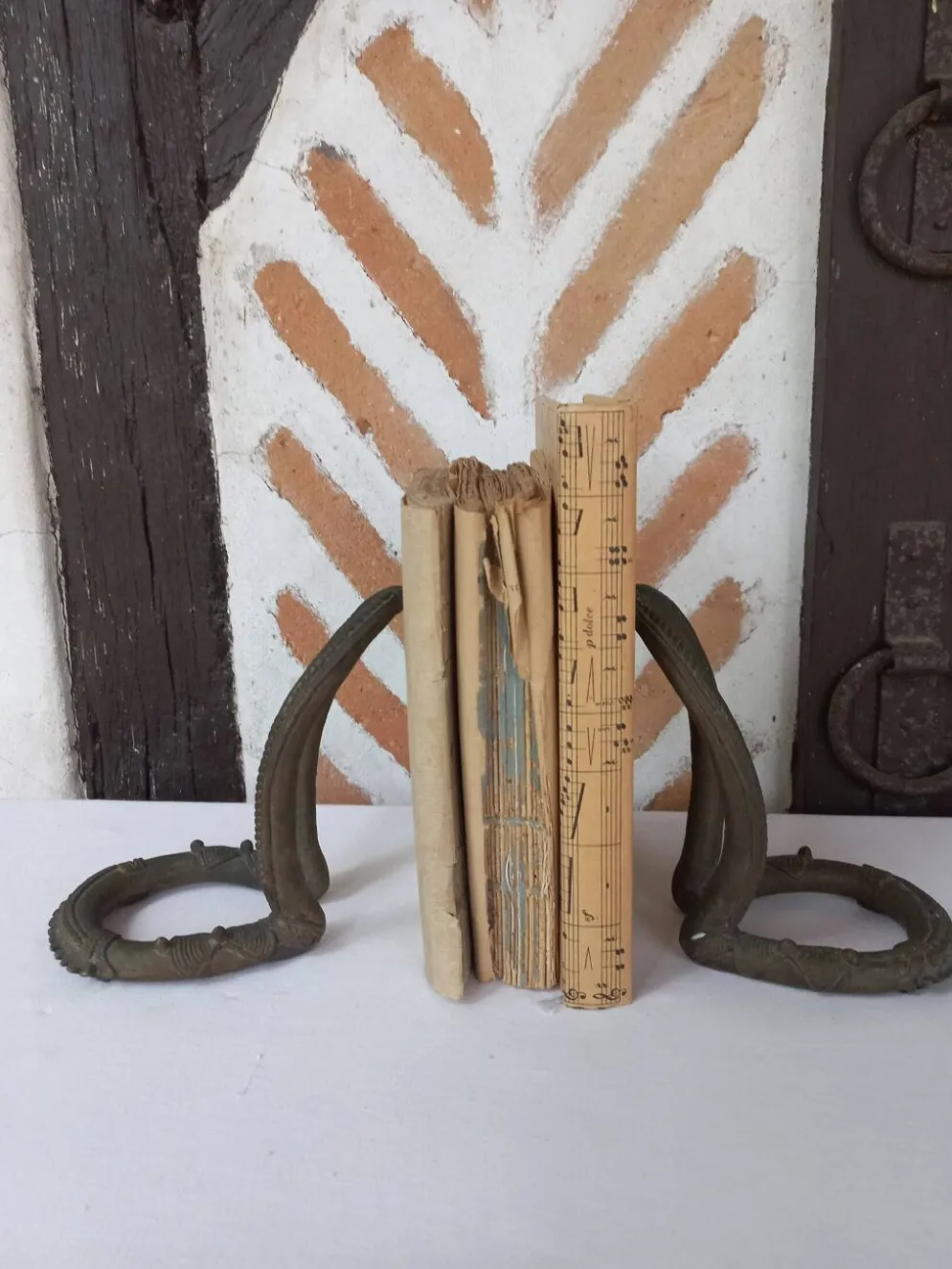 Serre livres bronze