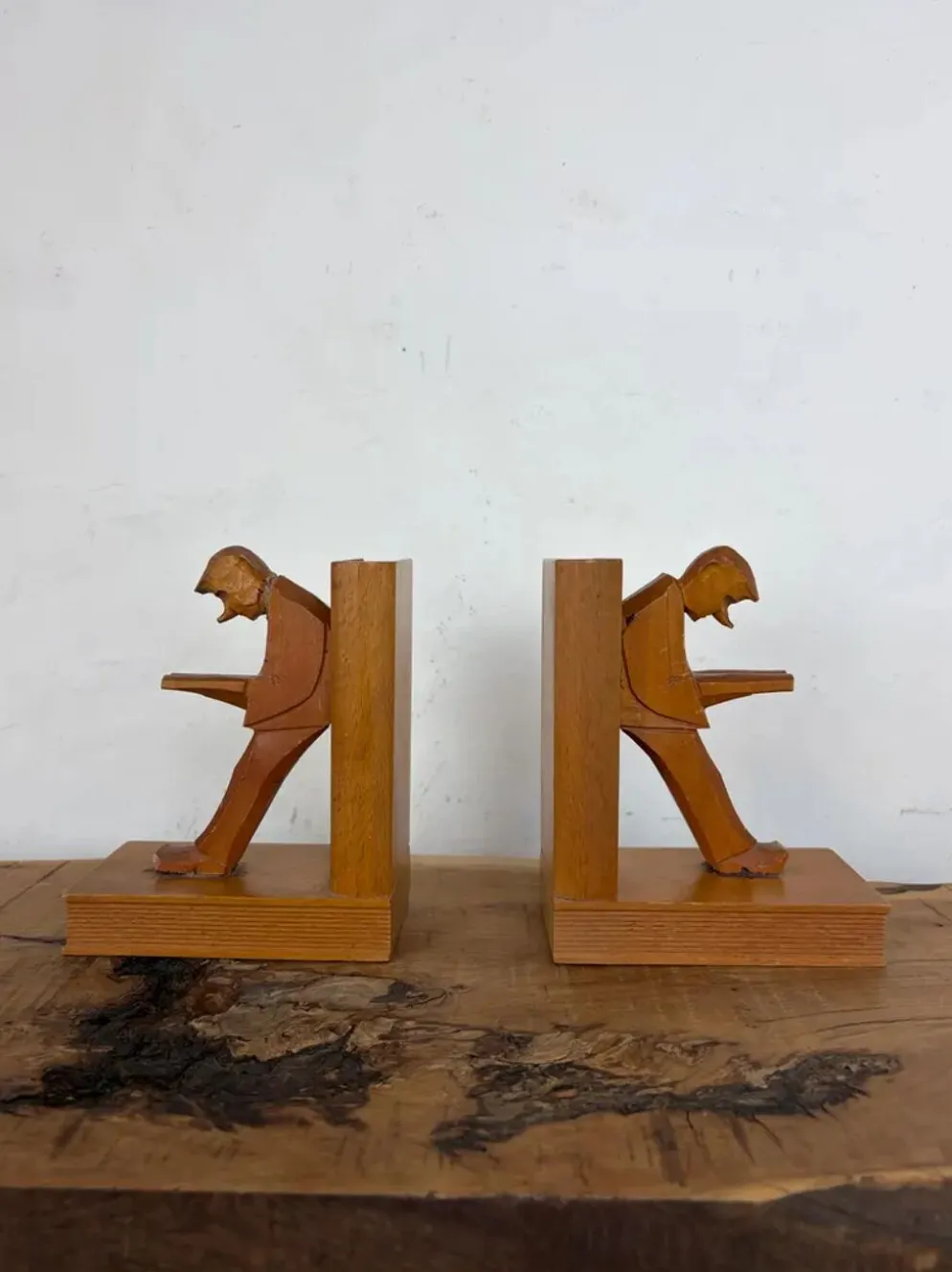 Serre-livres cubistes en bois sculpté, Allemagne milieu XXème