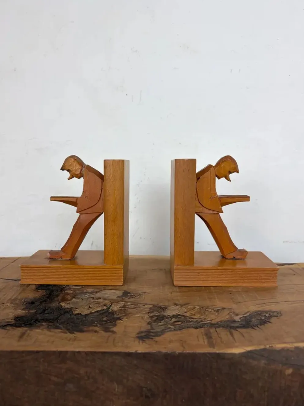Serre-livres cubistes en bois sculpté, Allemagne milieu XXème