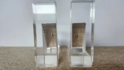 Serre-livres en méthacrylate massif – Design moderniste rare, années 1980