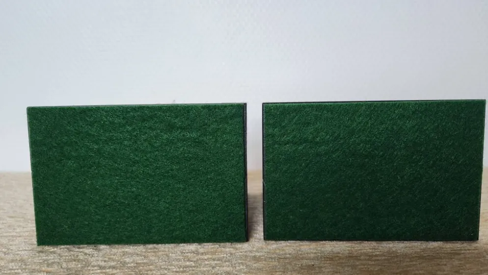 Serre-livres géométriques en marbre noir et pierre blanche de style Art Déco