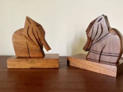 Serre-livres éléphants en bois, artisanal 1960