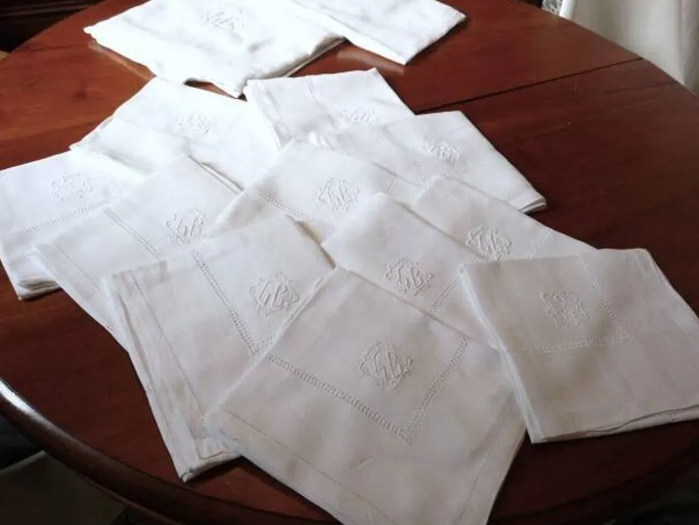 service de table 2 nappes + 11 serviettes mono GC en métis