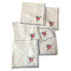 Serviette de table brodées