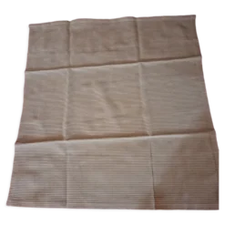 28 serviettes