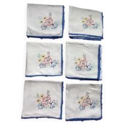 6 serviettes anciennes en lin brodées