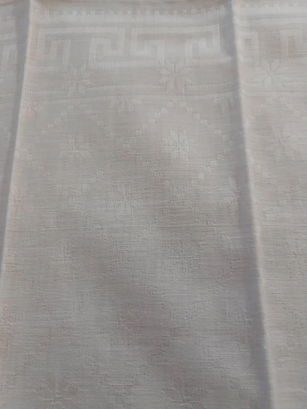 4 serviettes blanches damassé de lin
