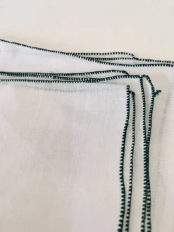 6 serviettes brodées main, 28 cm