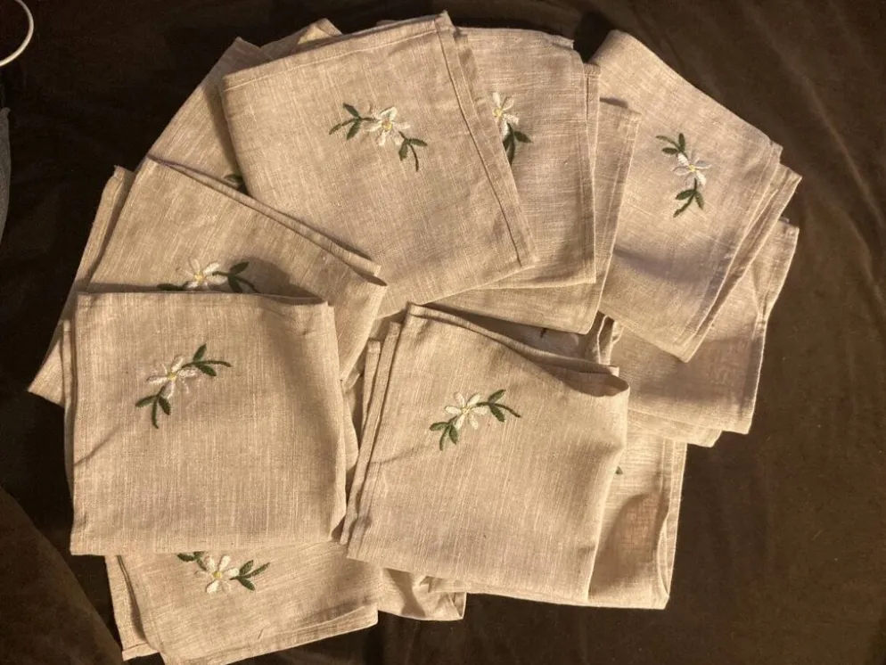 Serviettes brodés en lin et coton
