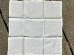 6 serviettes carrées lin mb brodé main dans l’angle